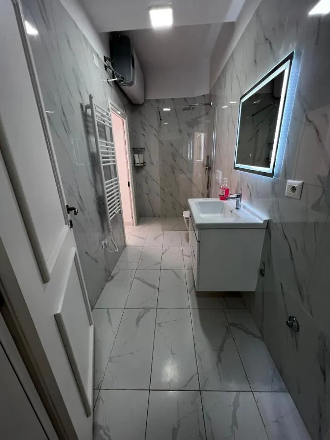 Apartment Golden Cherry Tirana